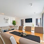 Balticon Westin House -luksusowy 70m2 , Basen Pool, Sauna, Parking Inklusive