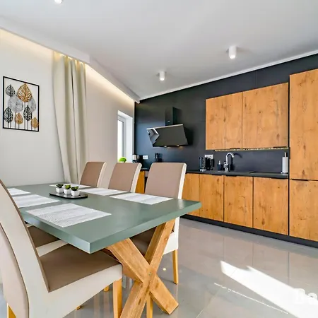 Apartamenty Balticon Westin House -Luksusowy 70M2 , Basen Pool, Sauna, Parking Inklusive Aparthotel Kolobrzeg