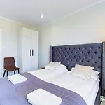 Lejlighedshotel Balticon Westin House -luksusowy 70m2 , Basen Pool, Sauna, Parking Inklusive Kołobrzeg