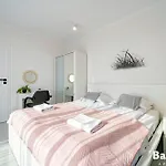 Balticon Westin House -luksusowy 70m2 , Basen Pool, Sauna, Parking Inklusive Kolobrzeg