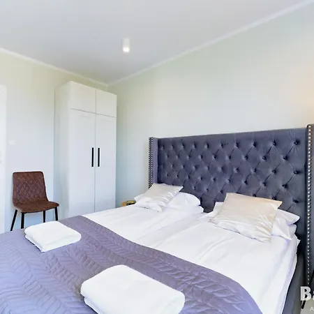 Lägenhetshotell Balticon Westin House -luksusowy 70m2 , Basen Pool, Sauna, Parking Inklusive Kołobrzeg