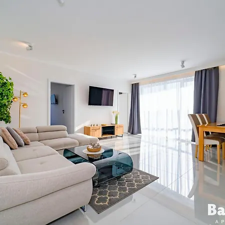 Aparthotel Balticon Westin House -luksusowy 70m2 , Basen Pool, Sauna, Parking Inklusive