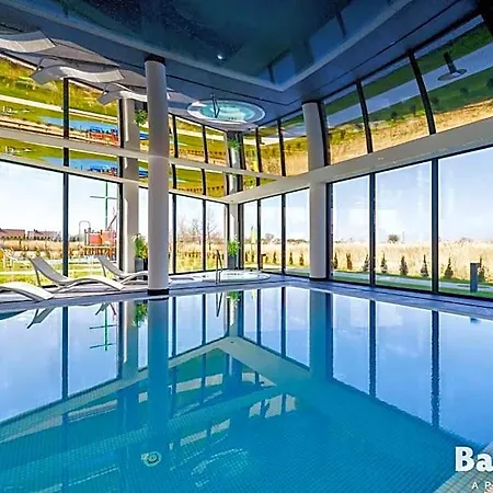 Balticon Westin House -luksusowy 70m2 , Basen Pool, Sauna, Parking Inklusive Lägenhetshotell