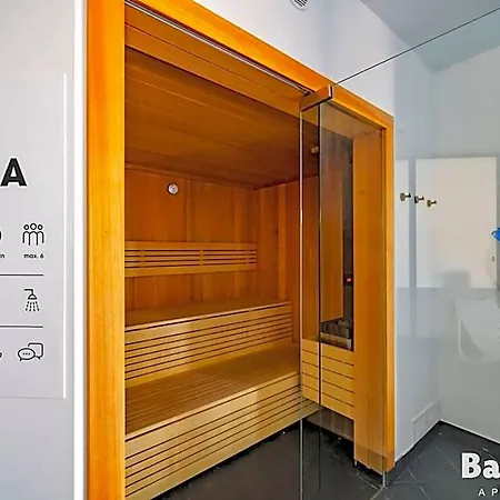 Lägenhetshotell Balticon Westin House -luksusowy 70m2 , Basen Pool, Sauna, Parking Inklusive