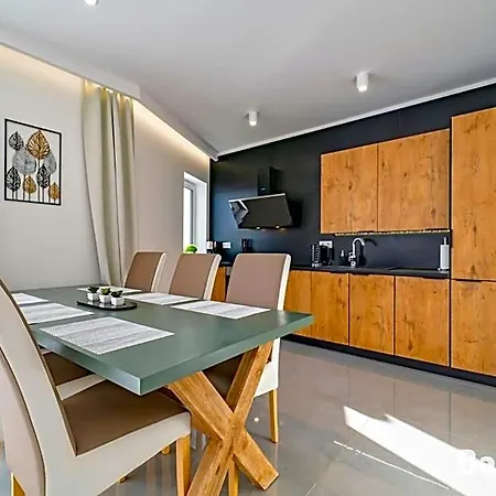 Apartmanhotel Balticon Westin House -luksusowy 70m2 , Basen Pool, Sauna, Parking Inklusive Kołobrzeg