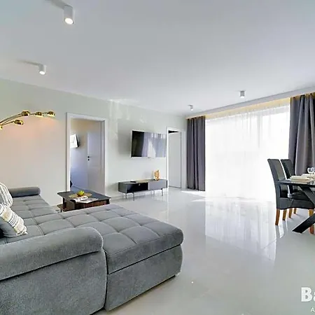 Balticon Westin House -luksusowy 70m2 , Basen Pool, Sauna, Parking Inklusive 3*