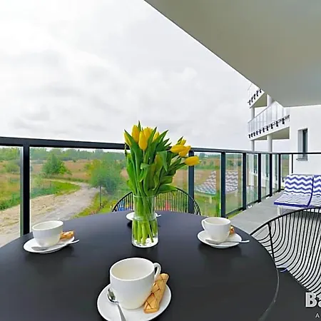 Balticon Westin House -luksusowy 70m2 , Basen Pool, Sauna, Parking Inklusive Apartmanhotel 3*
